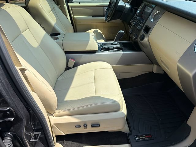 Used 2017 Ford Expedition Limited w/ Equipment Group 301A RWD image 15