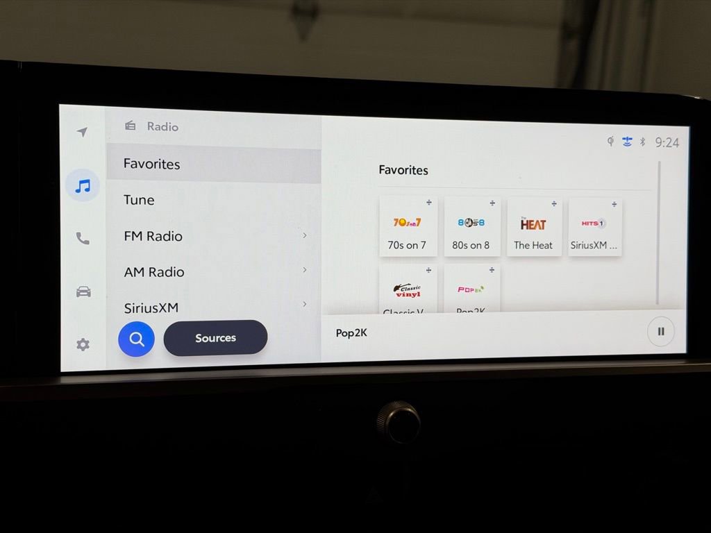 Used 2025 Toyota Crown Signia XLE image 37