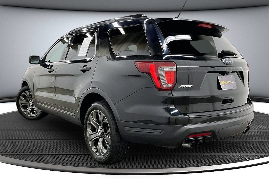 Used 2018 Ford Explorer Sport w/ Ford Safe & Smart Package AWD/4WD image 4
