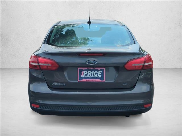 Used 2017 Ford Focus SE FWD image 7