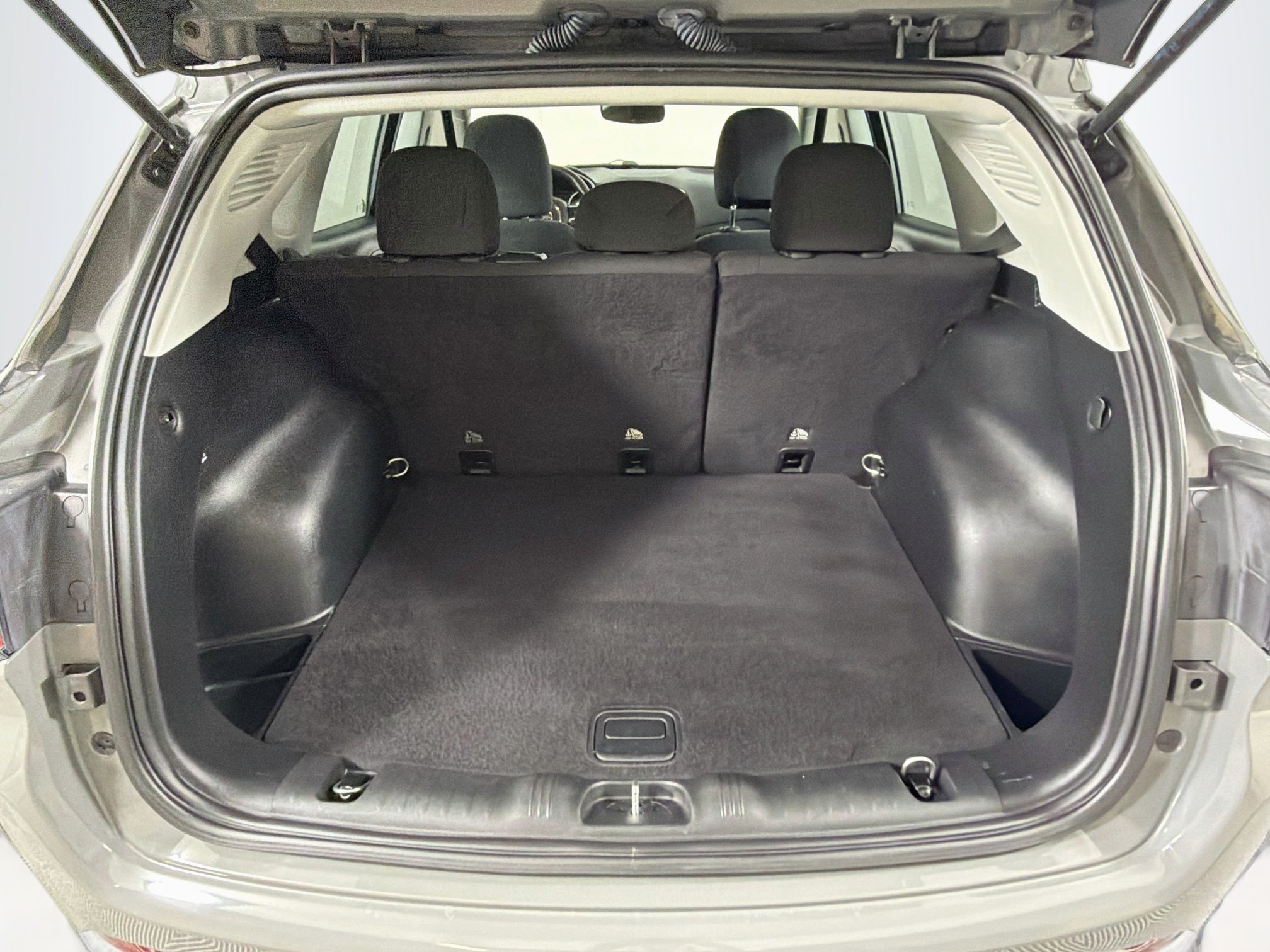 Used 2019 Jeep Compass Sport AWD/4WD image 27