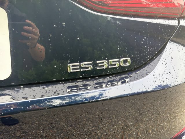 Certified 2022 Lexus ES 350 Ultra Luxury w/ Accessory Package 2 FWD image 11