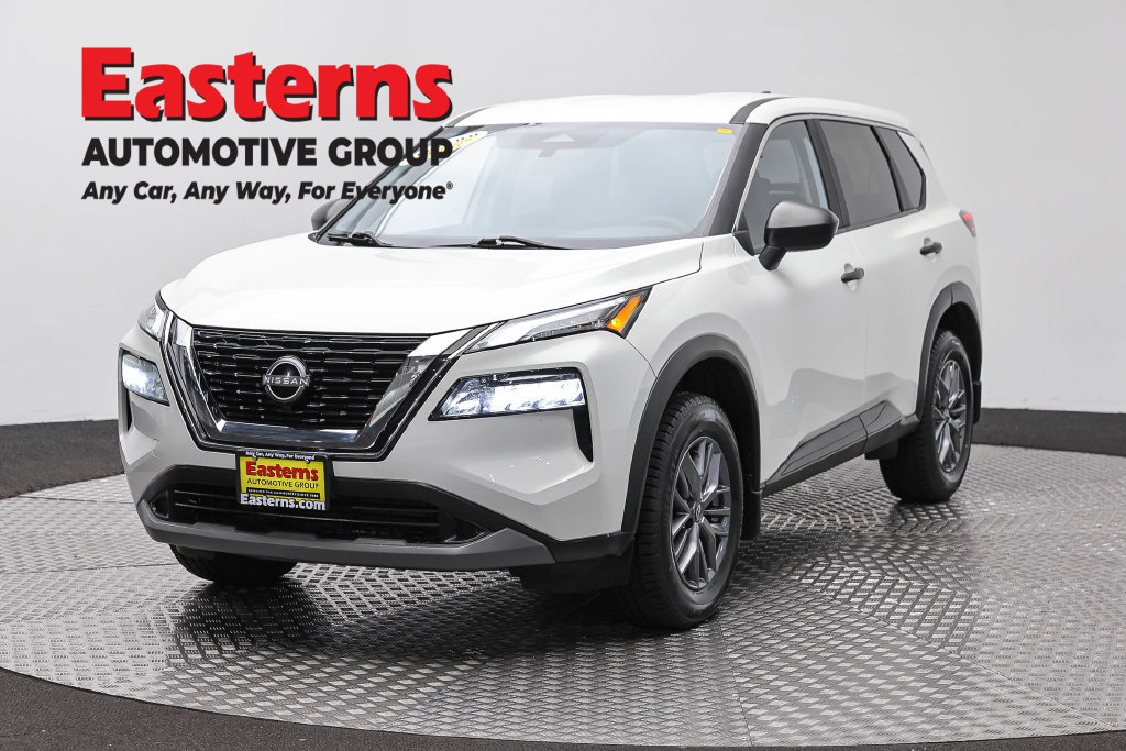 Used 2023 Nissan Rogue S AWD/4WD image 1