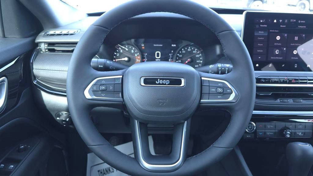 New 2026 Jeep Compass Latitude image 26