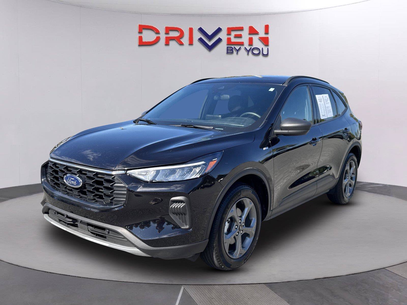 Used 2025 Ford Escape ST-Line AWD/4WD image 7
