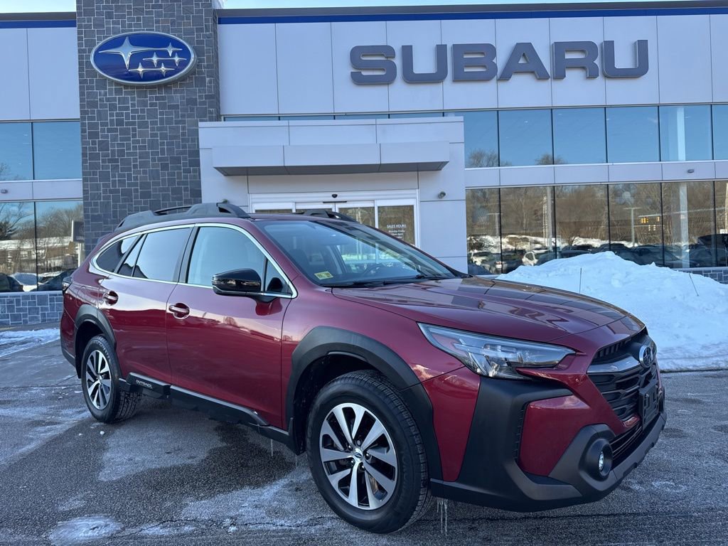 Used 2024 Subaru Outback Premium image 1