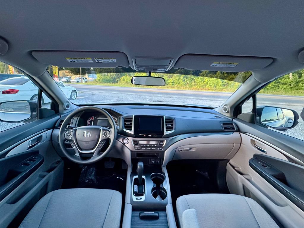 Used 2016 Honda Pilot EX image 11