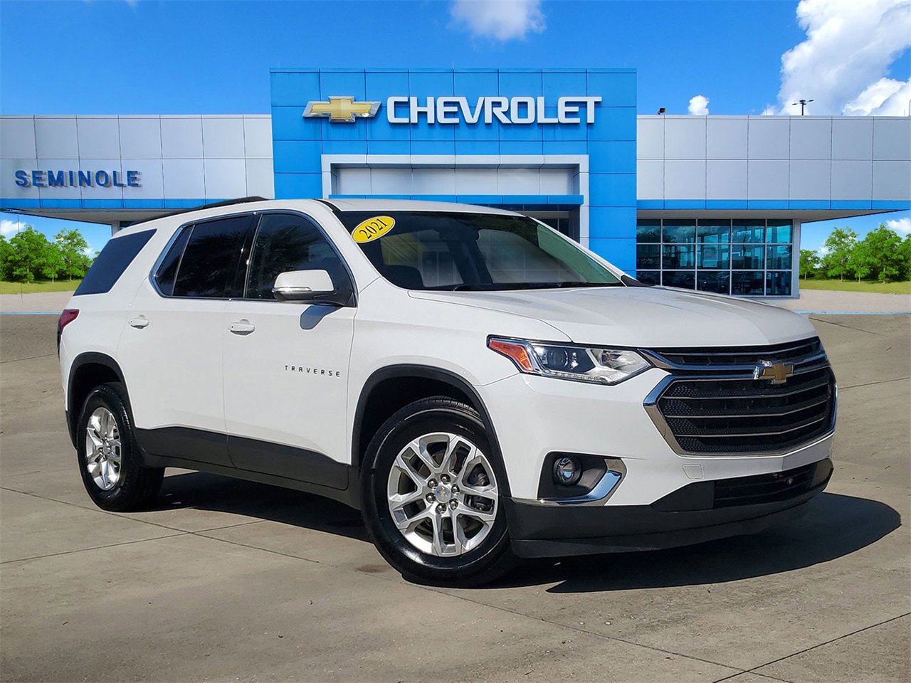 Used 2021 Chevrolet Traverse LT