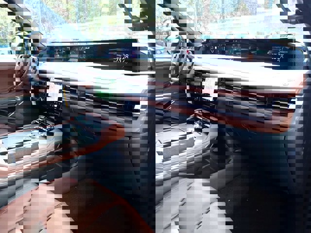 New 2025 Lincoln Navigator Reserve image 12