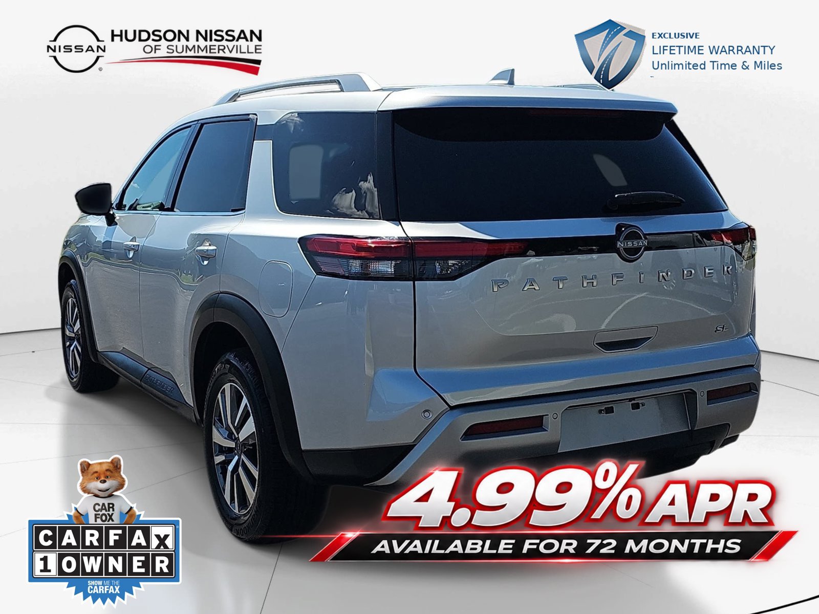 Used 2025 Nissan Pathfinder SL FWD image 9