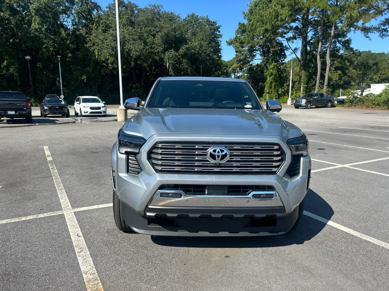 Used 2025 Toyota Tacoma Limited AWD/4WD image 6