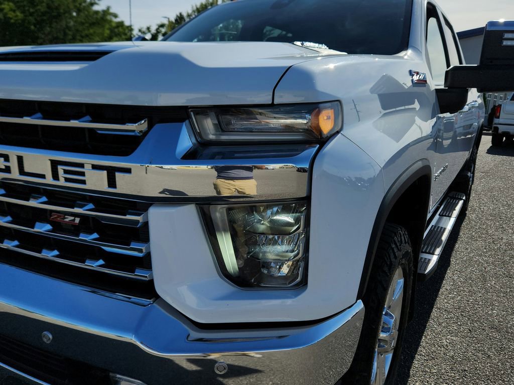 Used 2021 Chevrolet Silverado 3500 LTZ w/ LTZ Premium Package AWD/4WD image 10