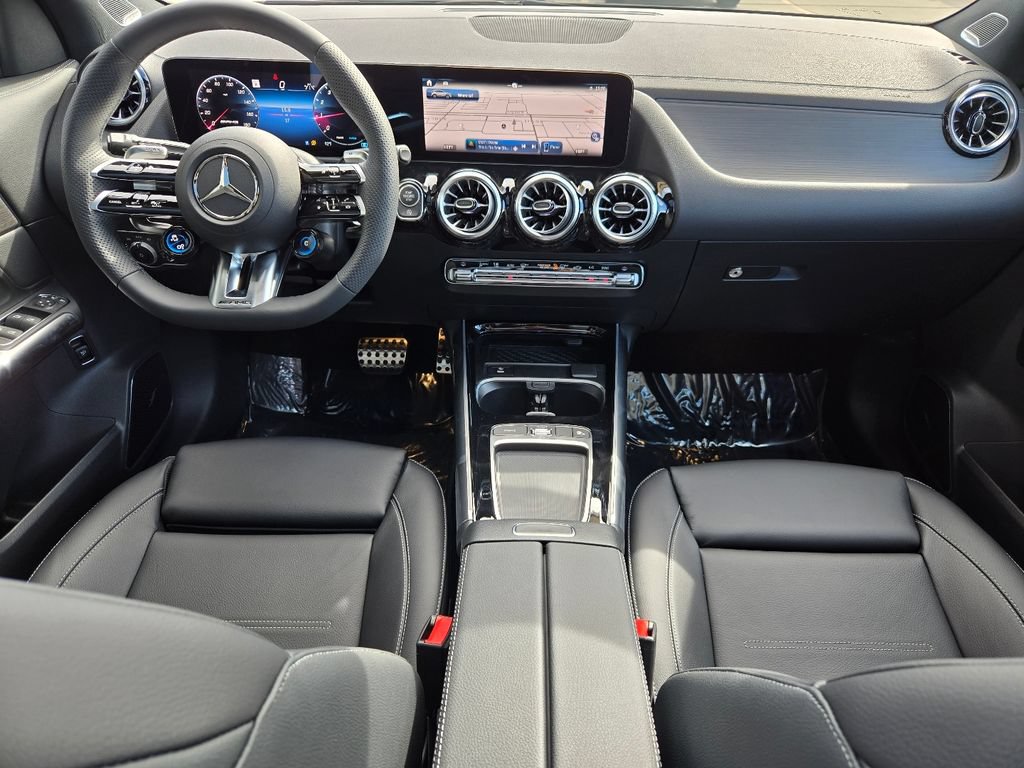 New 2026 Mercedes-Benz GLA 35 AMG 4MATIC image 2