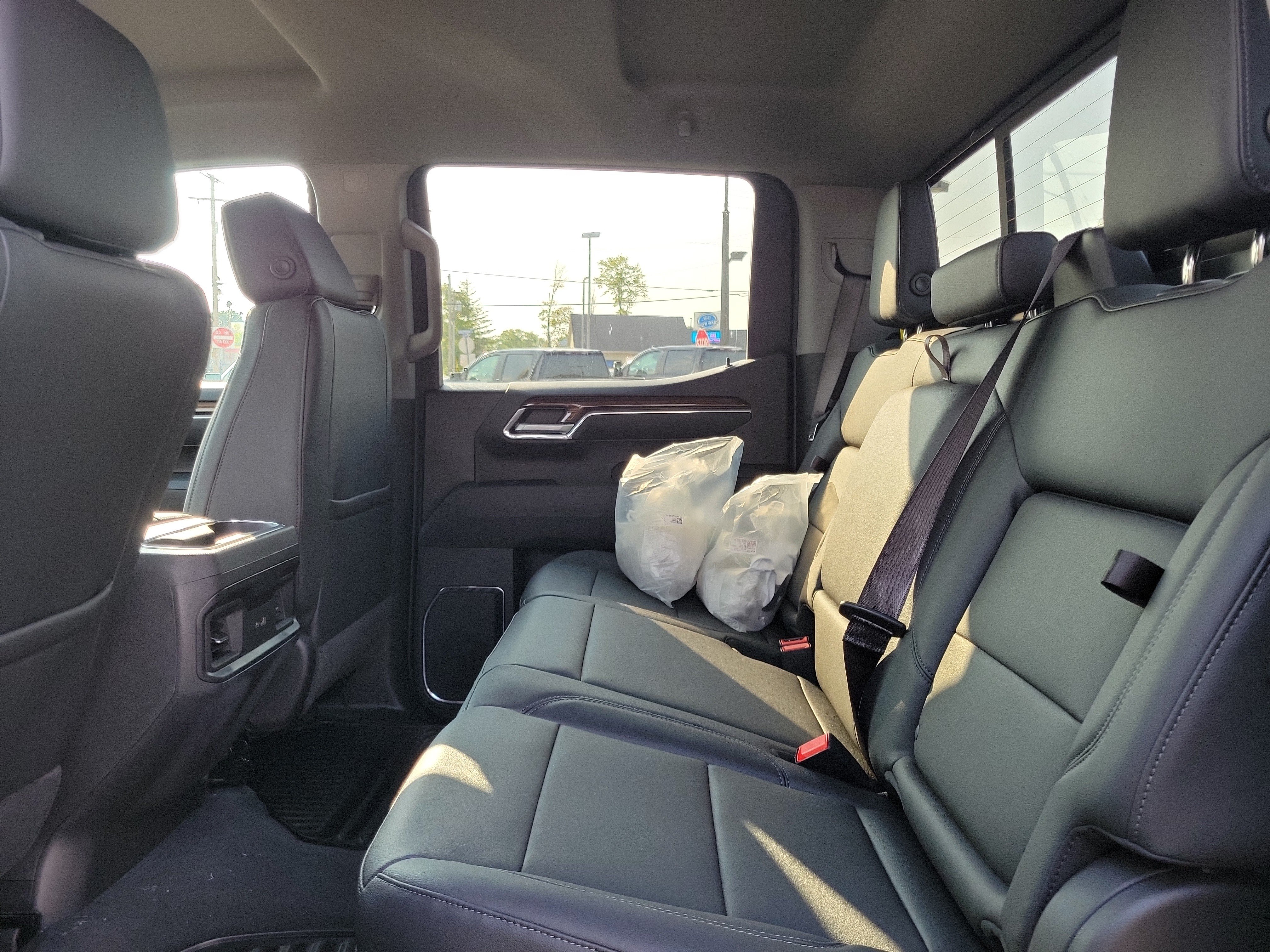 New 2026 Chevrolet Silverado 1500 LT w/ All Star Edition Plus AWD/4WD image 11