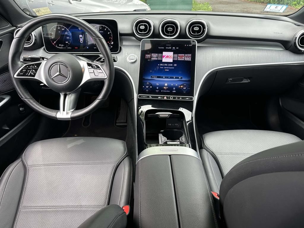 Used 2025 Mercedes-Benz C 300 4MATIC Sedan image 16