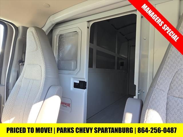 New 2025 Chevrolet Express 3500 w/ Power Convenience Package image 31