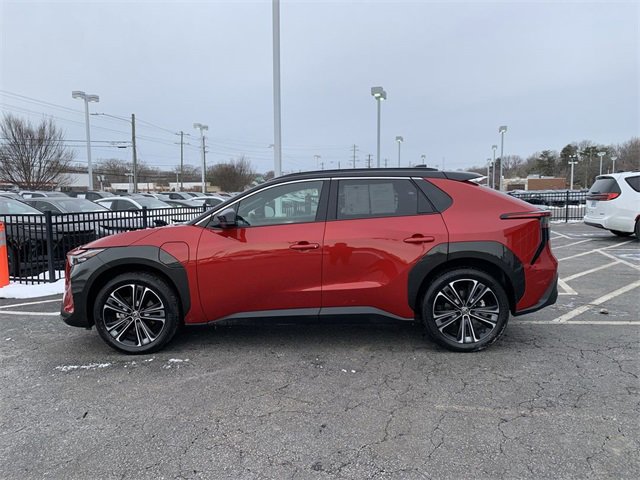 Used 2023 Toyota bZ4X Limited image 5