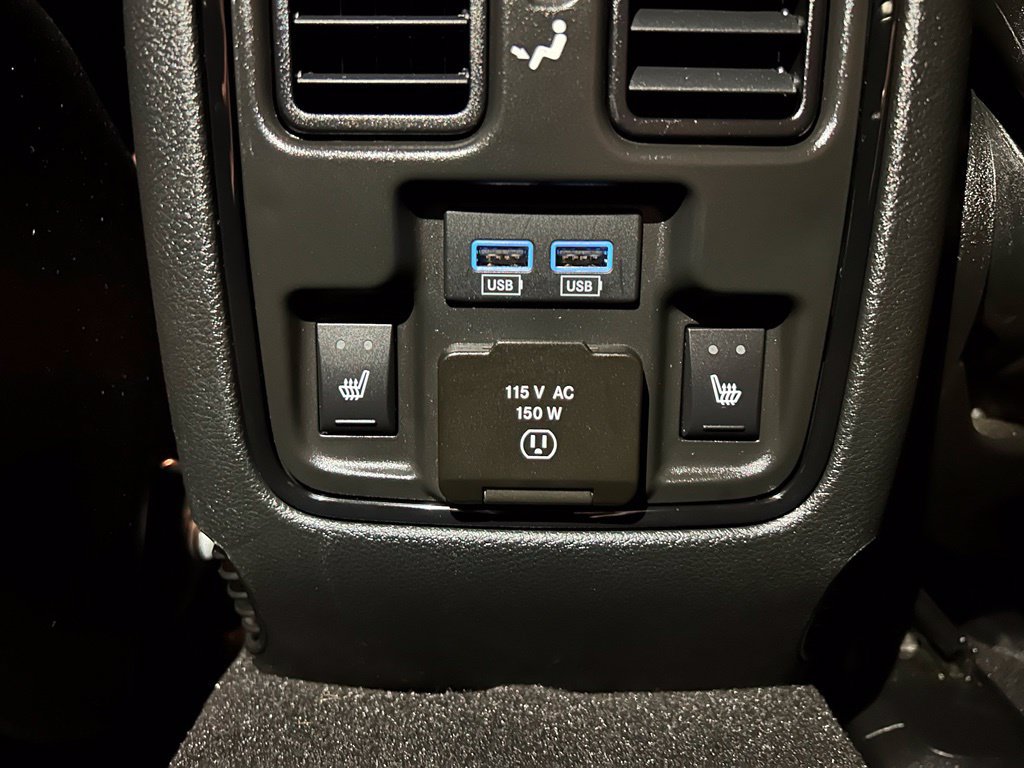 Used 2023 Dodge Durango R/T AWD/4WD image 40