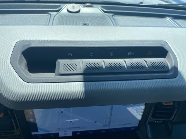 Used 2021 Ford Bronco Badlands image 14