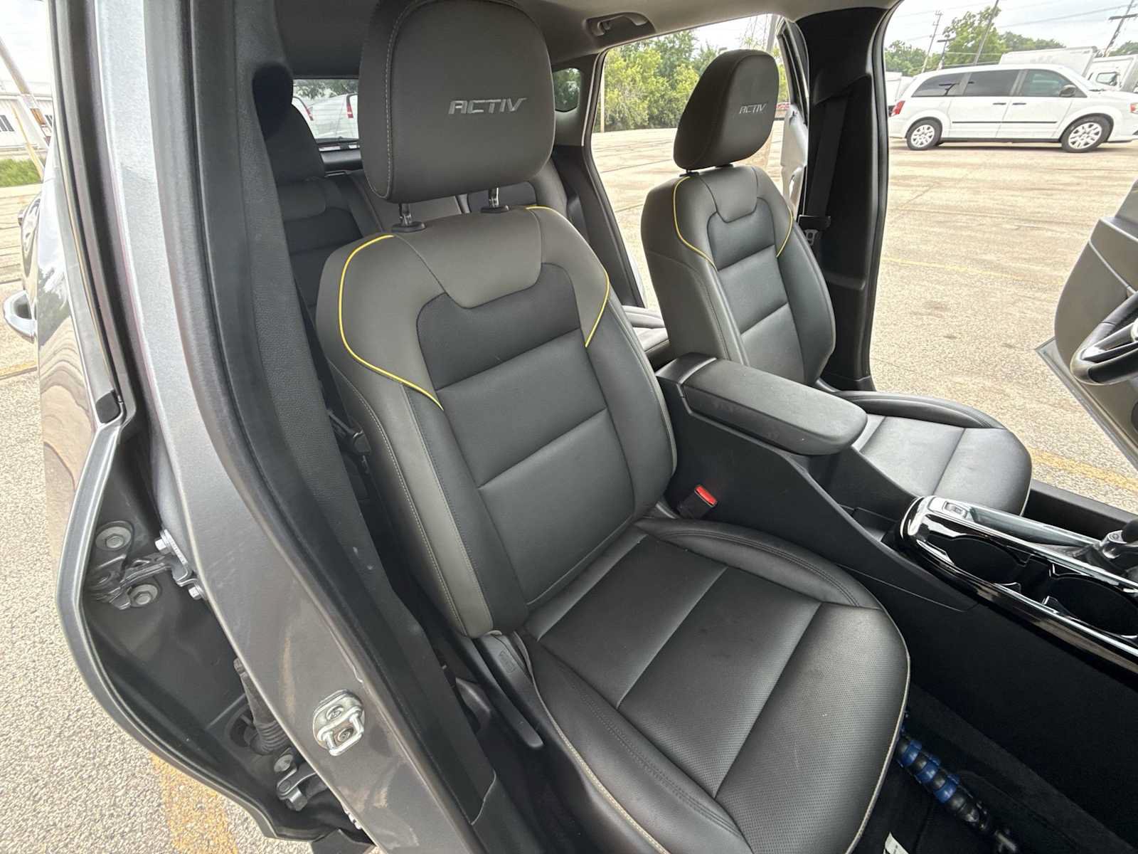 Certified 2024 Chevrolet Trax ACTIV w/ Sunroof Package FWD image 27