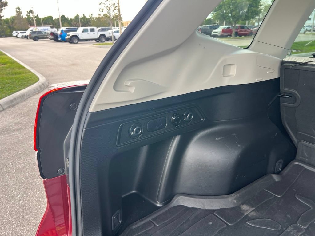 Used 2020 Subaru Forester Premium AWD/4WD image 23