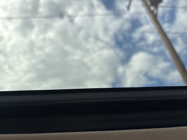 Used 2012 Chrysler 300 C Luxury Series image 20