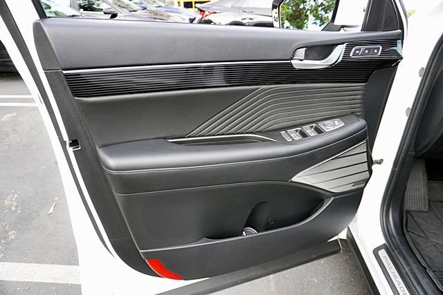 Certified 2025 Hyundai Palisade Calligraphy AWD/4WD image 26