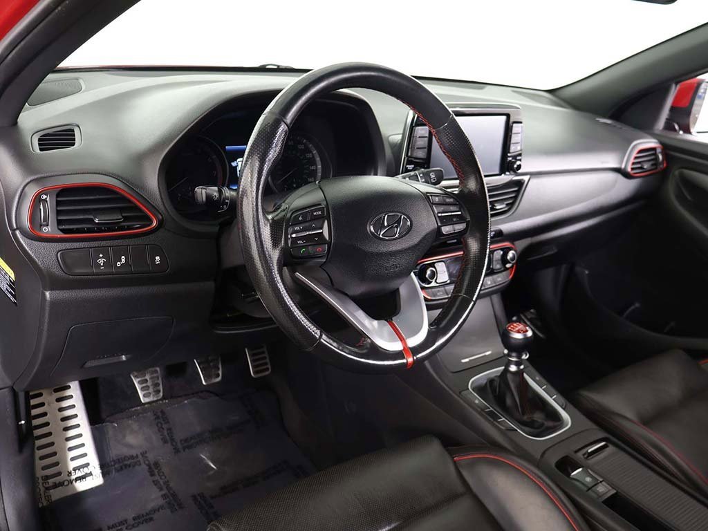 Used 2018 Hyundai Elantra GT Sport image 25