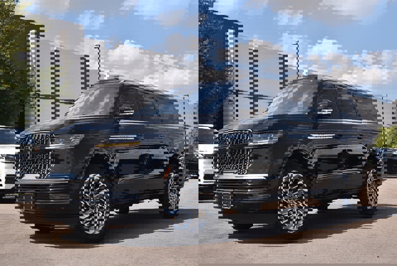 New 2025 Lincoln Navigator L Reserve