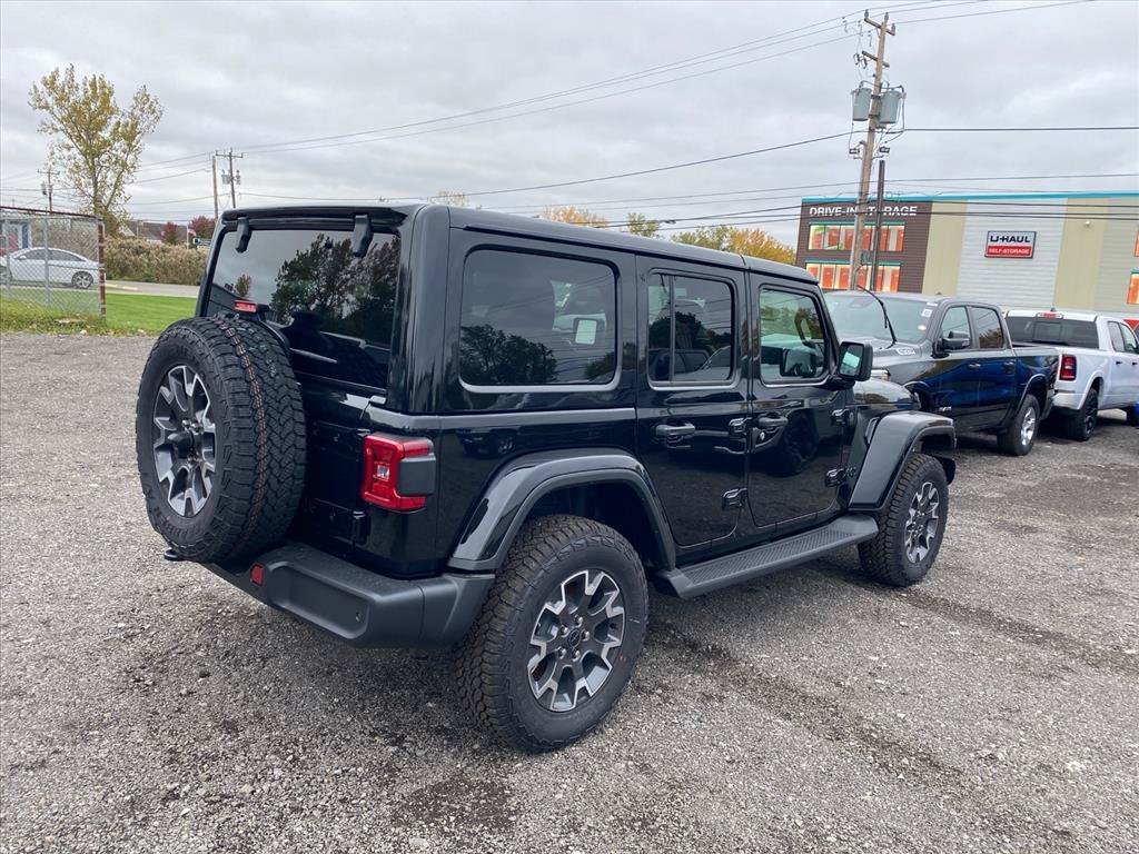 New 2027 Jeep Wrangler Unlimited Sahara AWD/4WD image 4