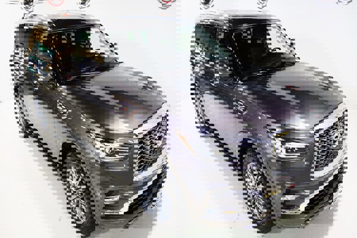 Used 2024 INFINITI QX80 Luxe image 10