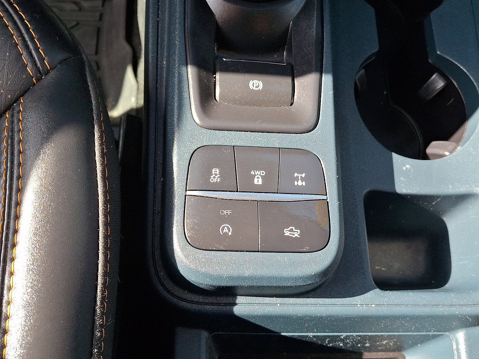 Used 2025 Ford Maverick Tremor AWD/4WD image 25
