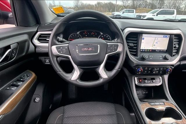 Used 2023 GMC Acadia SLE w/ Driver Convenience Package image 8