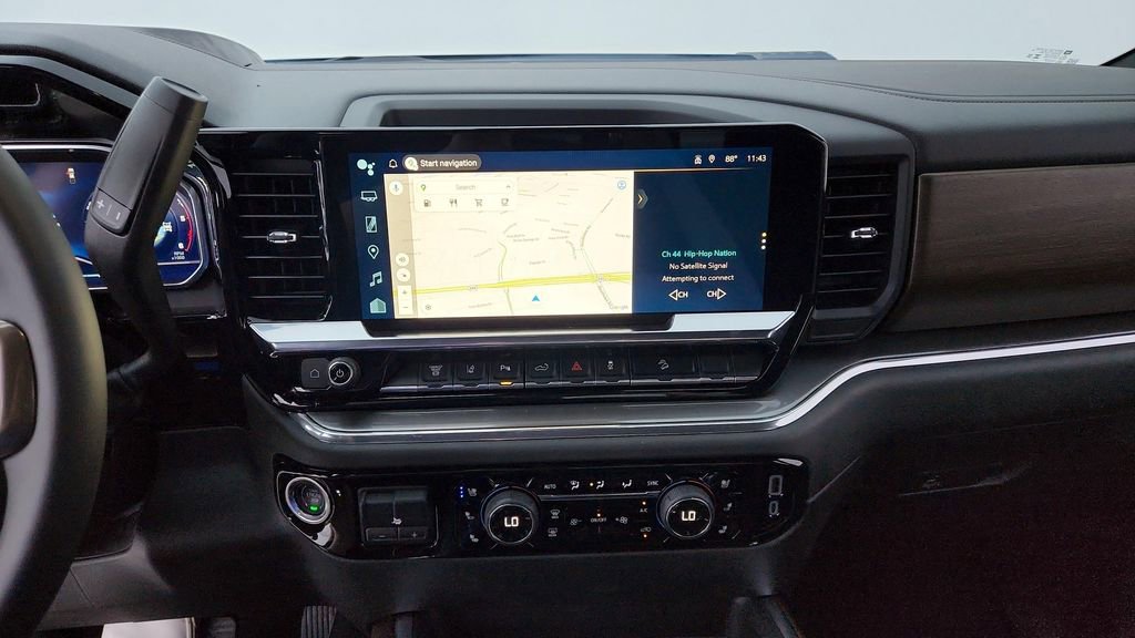 Used 2024 Chevrolet Silverado 2500 High Country w/ Technology Package AWD/4WD image 29