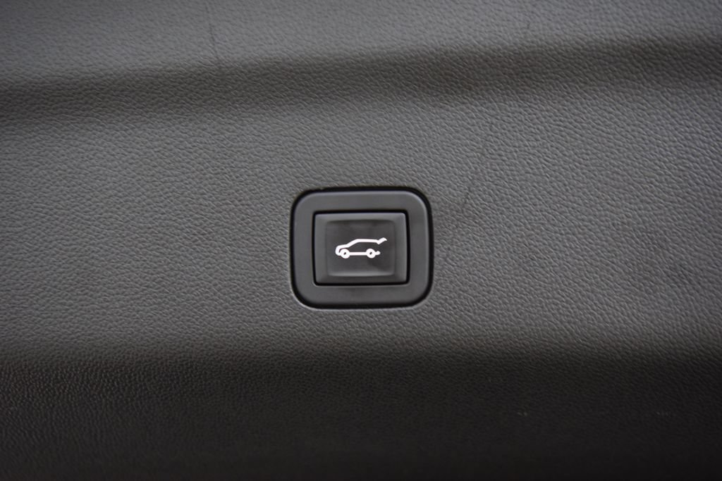 Used 2024 GMC Yukon Denali w/ Max Trailering Package AWD/4WD image 28