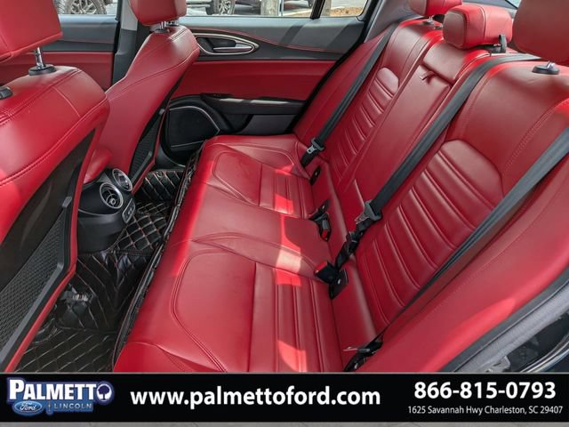 Used 2019 Alfa Romeo Giulia Ti w/ Quick Order Package 22X Lusso AWD/4WD image 12