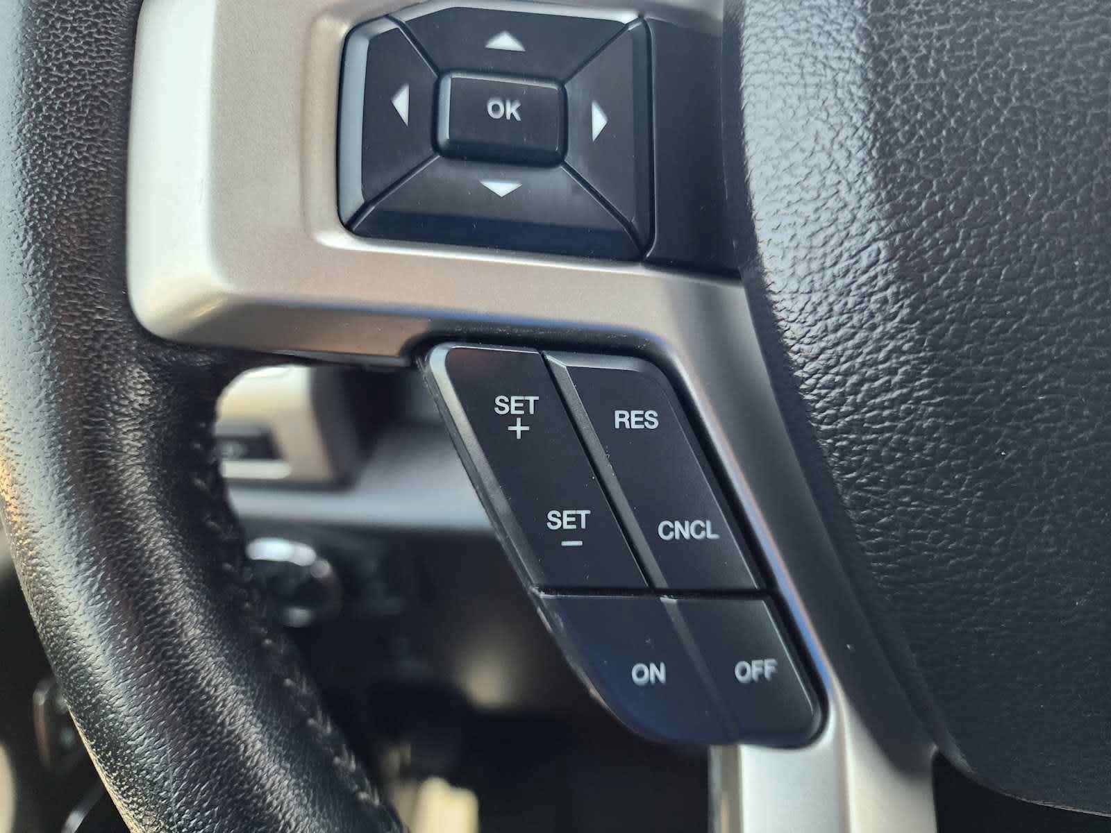 Used 2020 Ford F350 Lariat w/ Lariat Ultimate Package AWD/4WD image 21