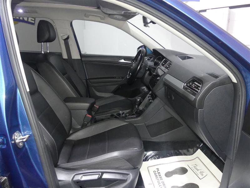 Used 2018 Volkswagen Tiguan SEL image 21