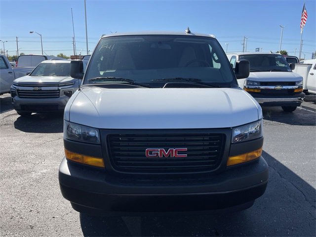 New 2025 GMC Savana 2500 w/ Driver Convenience Package image 4