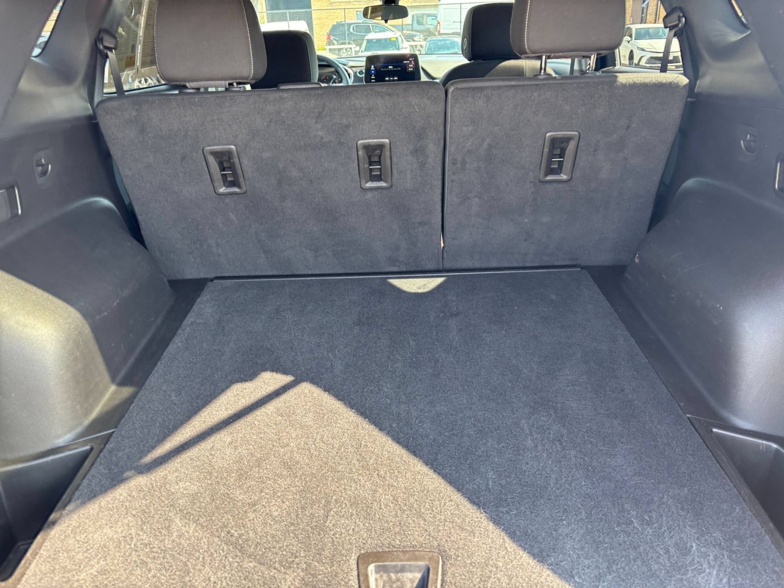 Used 2025 Chevrolet Blazer LT FWD image 29