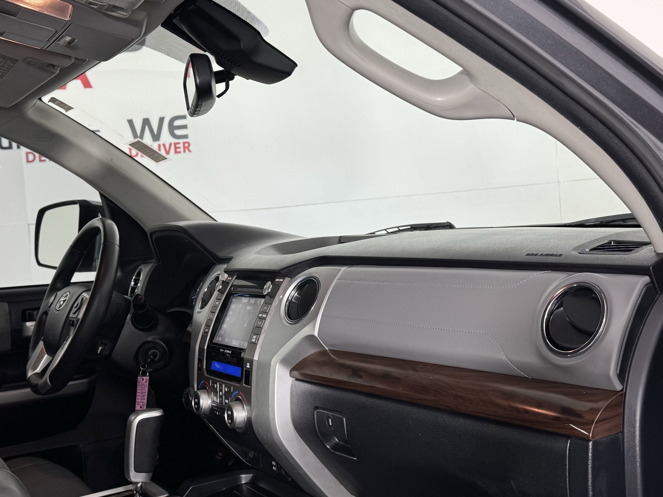 Used 2019 Toyota Tundra Limited image 18