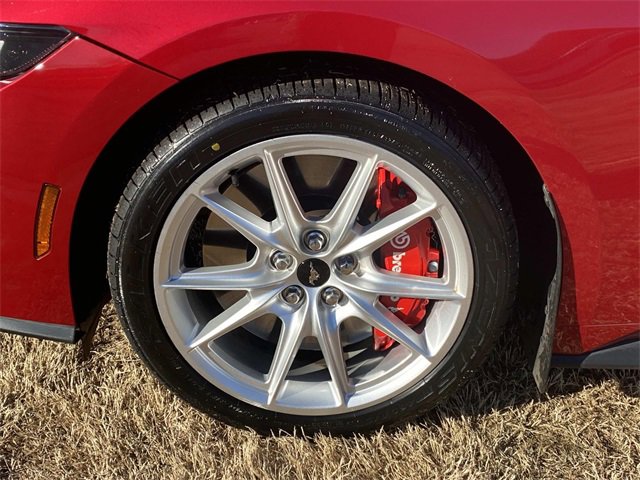 Used 2024 Ford Mustang GT Premium image 9