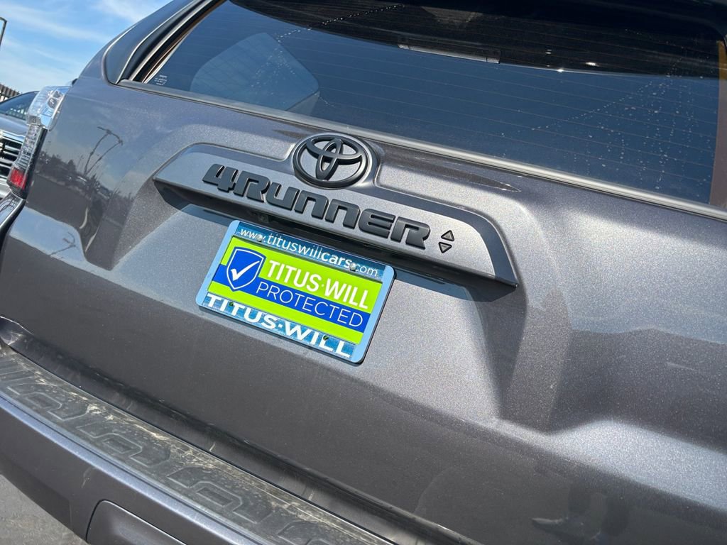 Used 2022 Toyota 4Runner SR5 Premium image 32