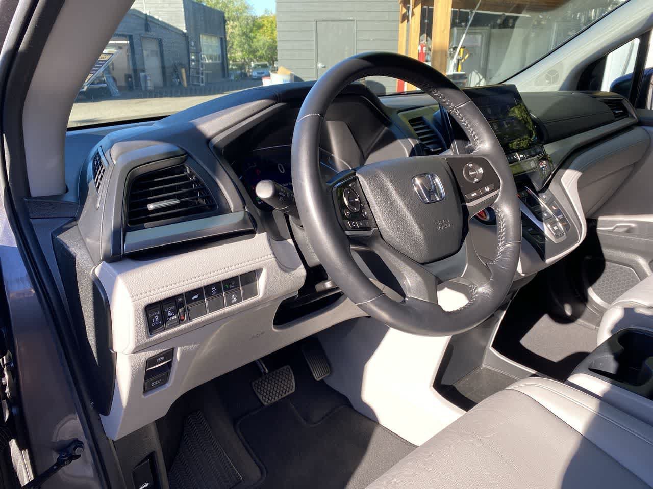 Used 2020 Honda Odyssey EX-L image 2
