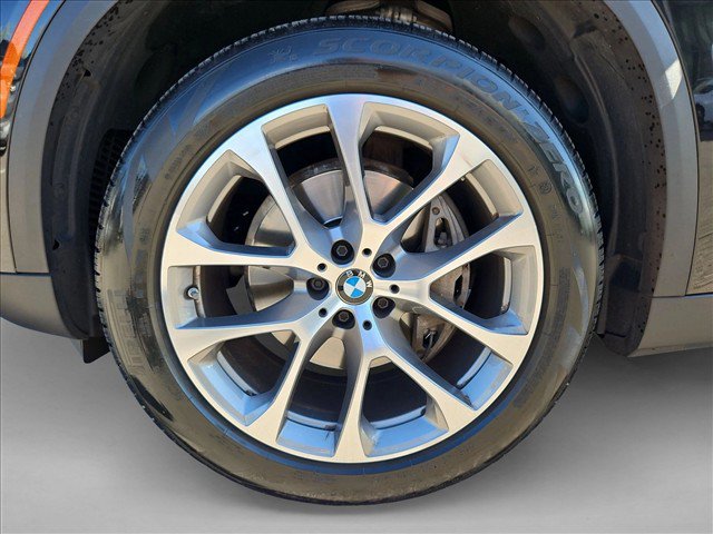 Certified 2024 BMW X5 sDrive40i w/ Parking Assistance Package RWD image 23