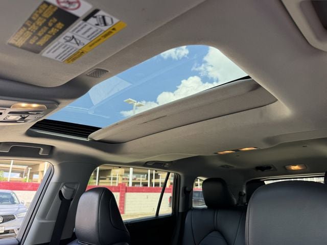 Used 2022 Toyota Highlander XLE image 25