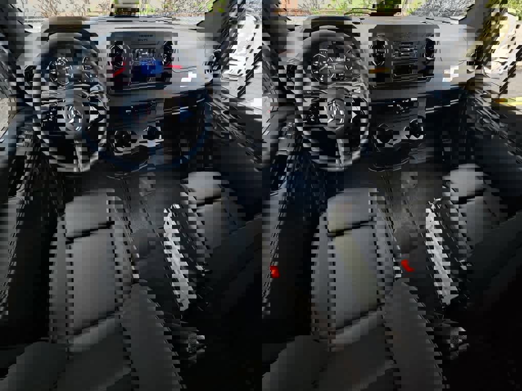 New 2026 Mercedes-Benz Sprinter 2500 image 12