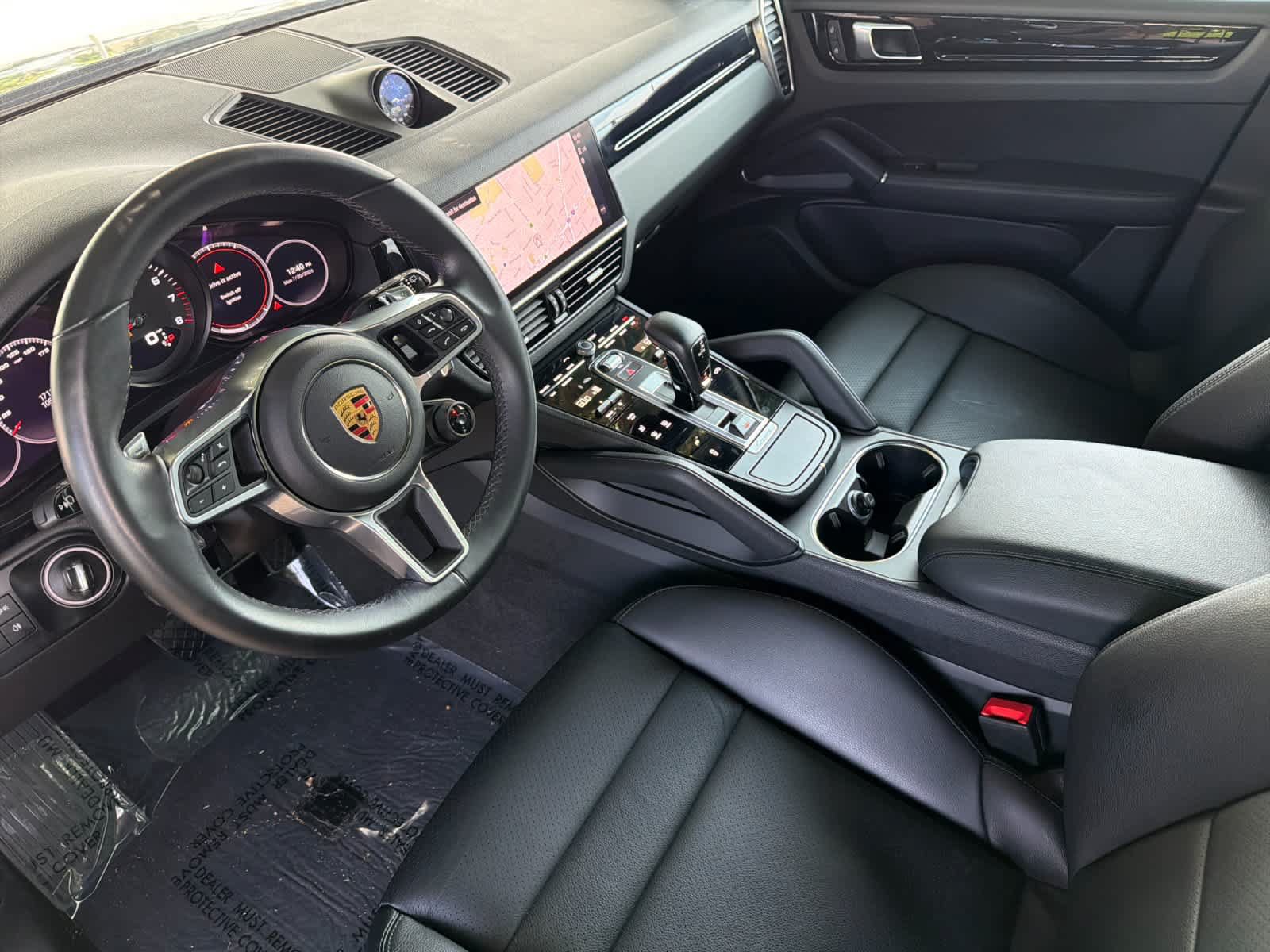 Certified 2023 Porsche Cayenne AWD/4WD image 4