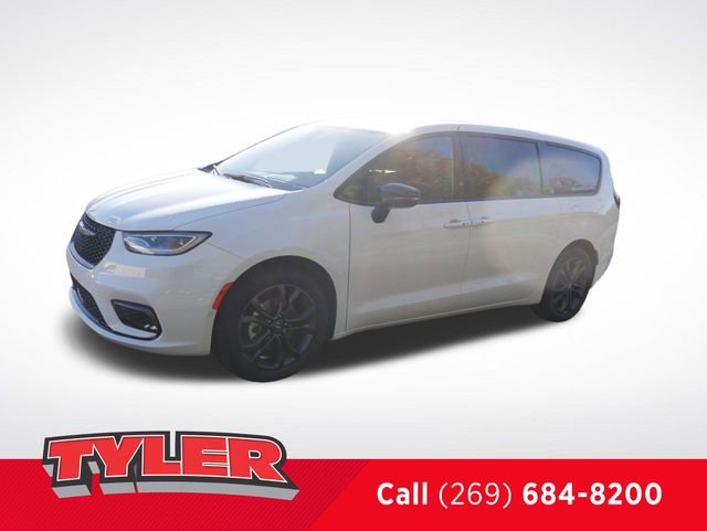 New 2026 Chrysler Pacifica Select FWD image 3