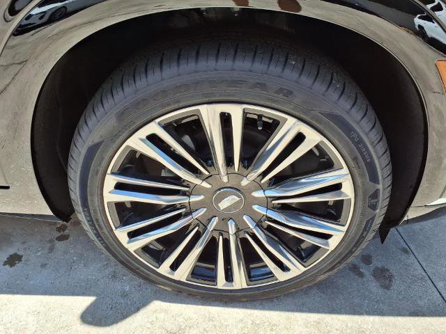 New 2026 Cadillac Vistiq Premium Luxury w/ LPO, Floor Liner Package image 7